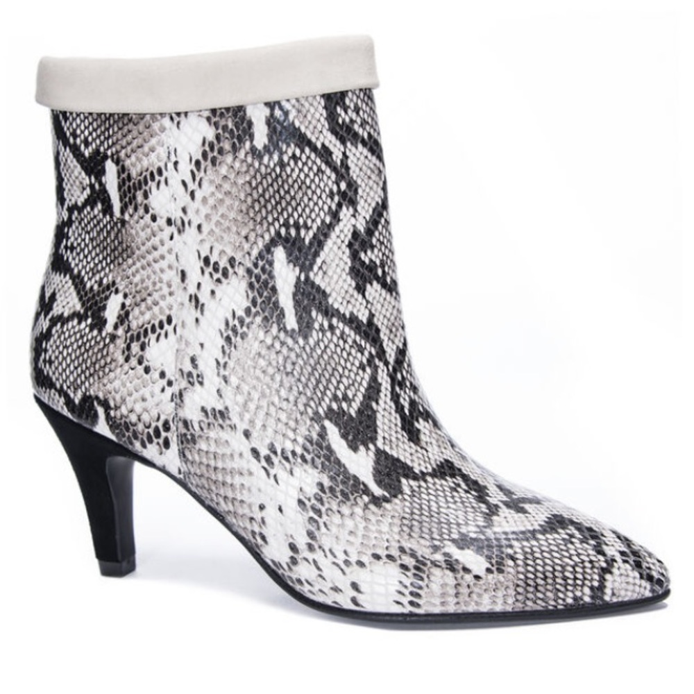 42 Gold Snake Ojai Ankle Boot Embossed Snake size 8.5 Bootie NWT